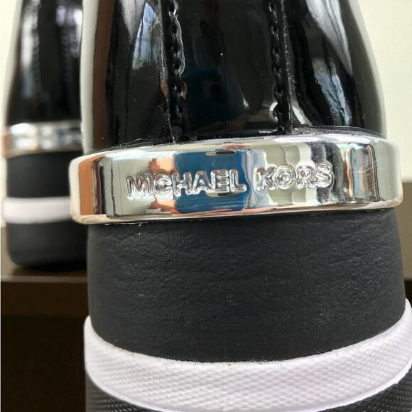 MICHAEL MICHAEL KORS Skyler Stretch-Knit Sock Sneaker Bootie Sz10 Black Stylish - Picture 9 of 13